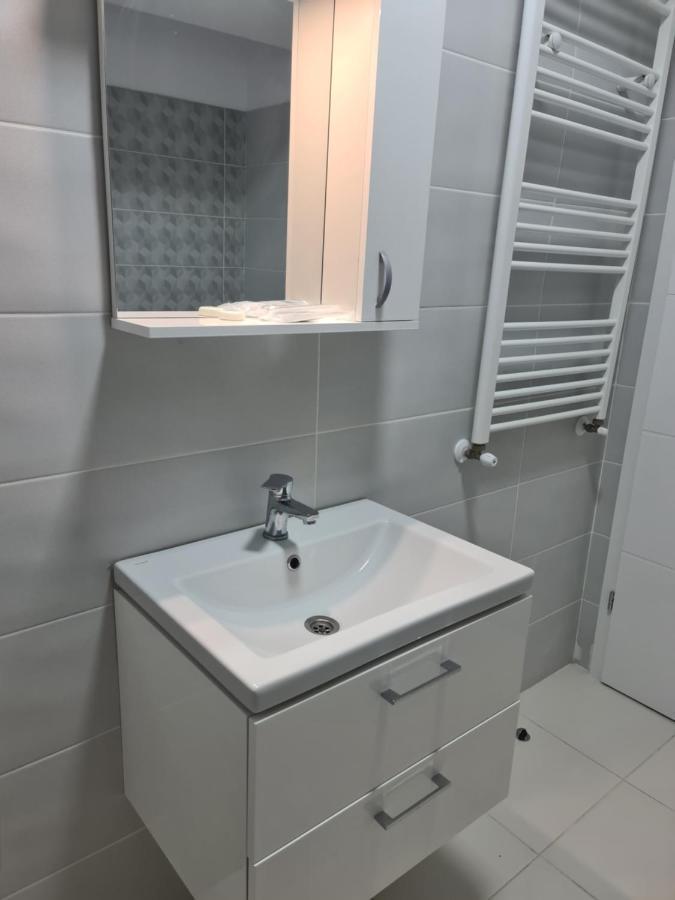 Global Residence Букурещ Екстериор снимка